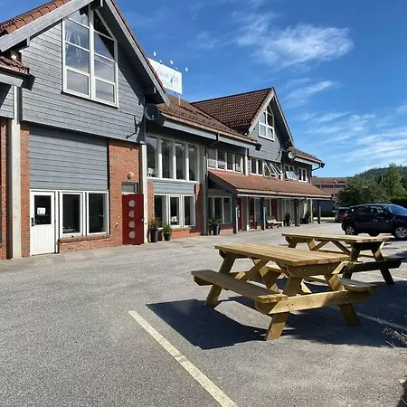 Double 209 - Near Kristiansand * Vigeland (Vennesla, Agder)